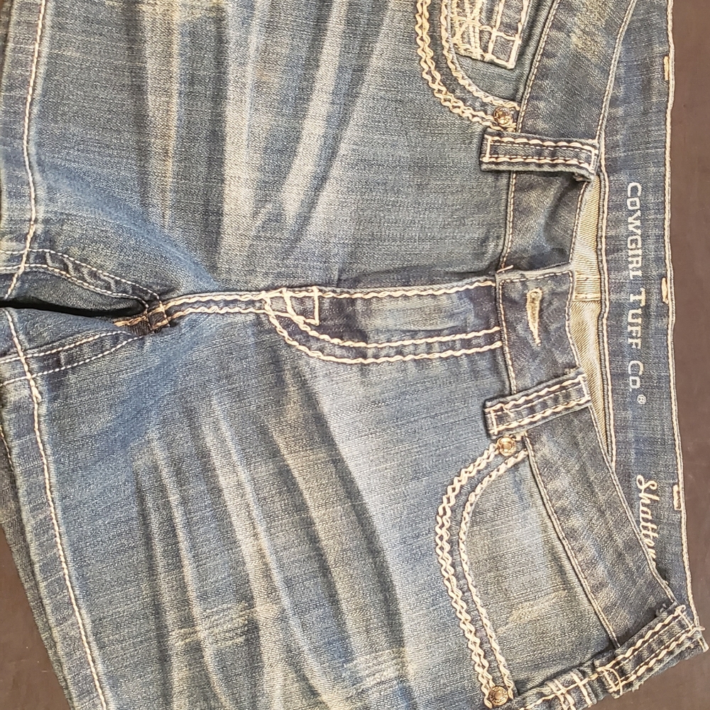 Cowgirl Tuff shorts